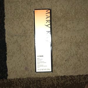 Peach satin smooth hand scrub